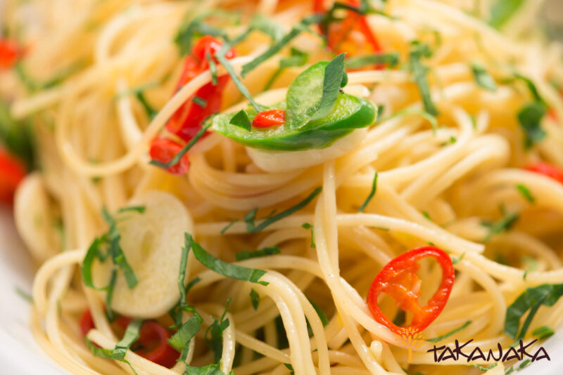 Spaghetti with Garlic Chilli Oil